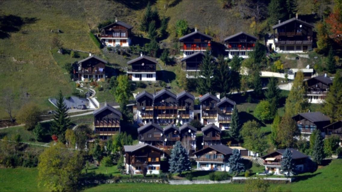 Ferienwohnung Lax Wallis Exterior photo